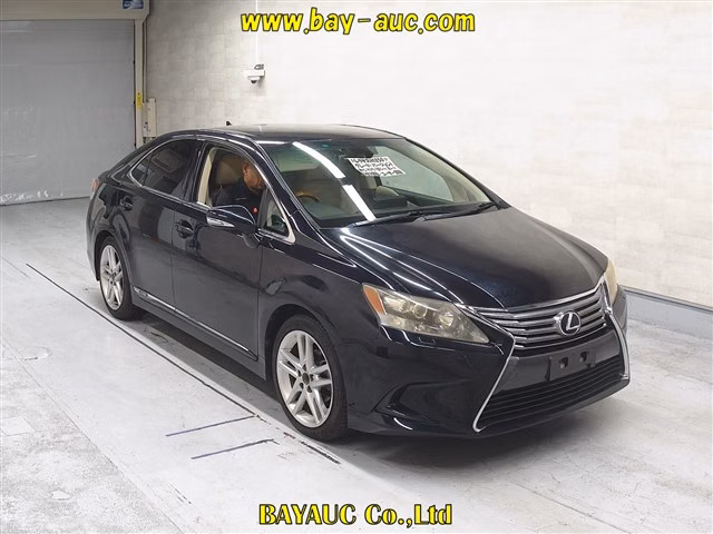 Lexus HS250h