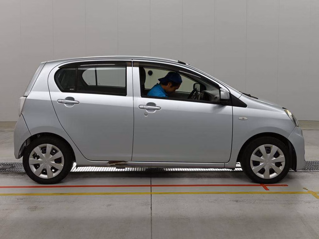SUBARU PLEO PLUS