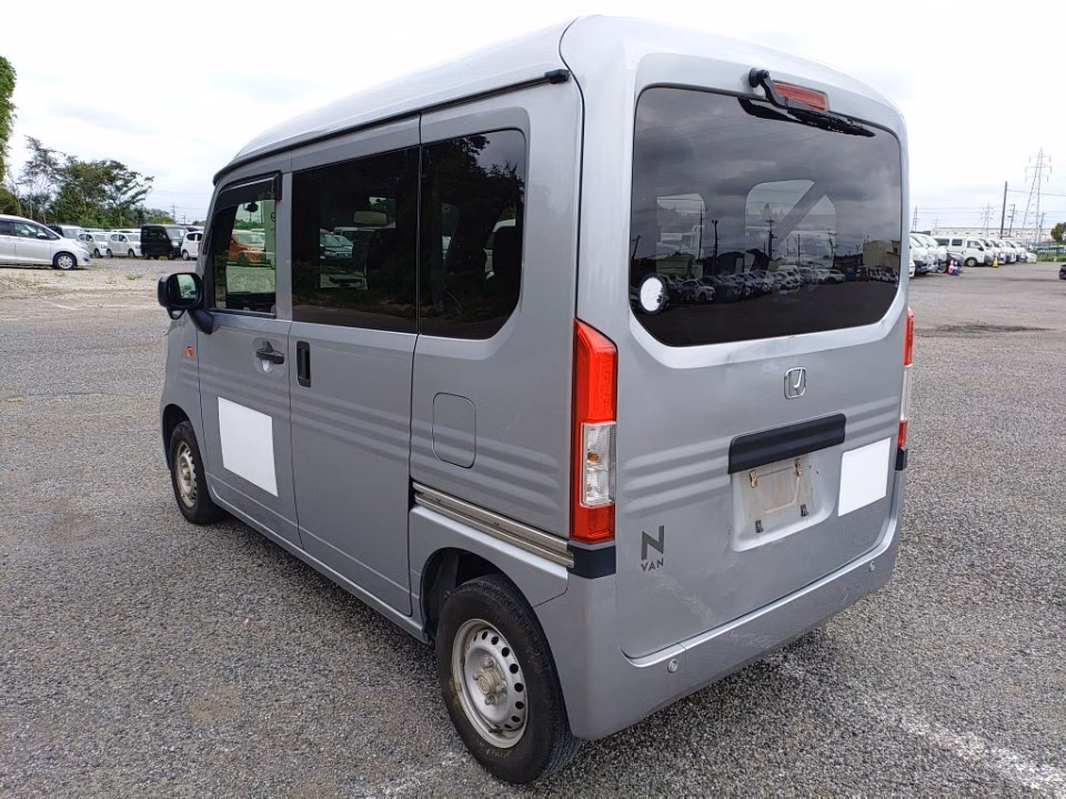 HONDA N-VAN