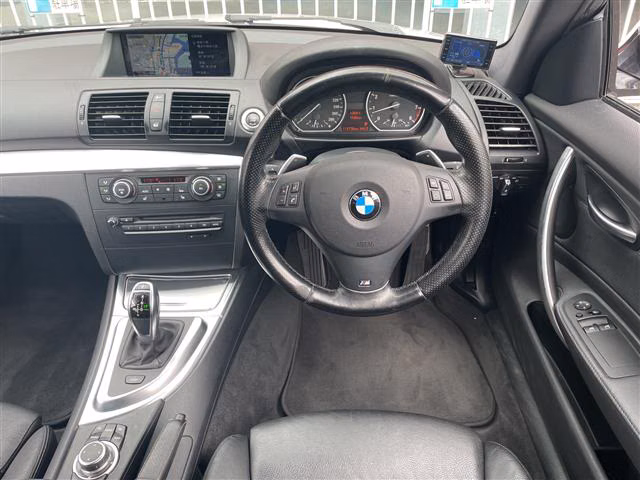 BMW 1-SERIES