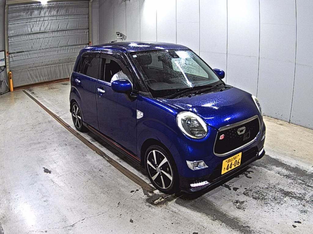 DAIHATSU CAST