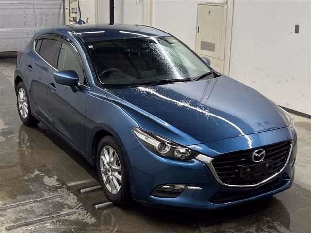 MAZDA AXELA