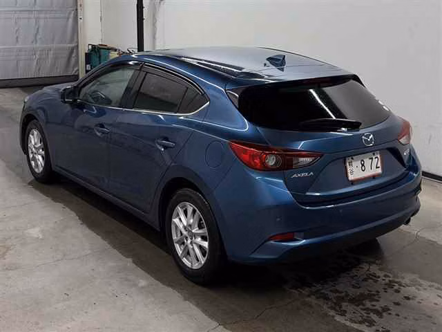 MAZDA AXELA