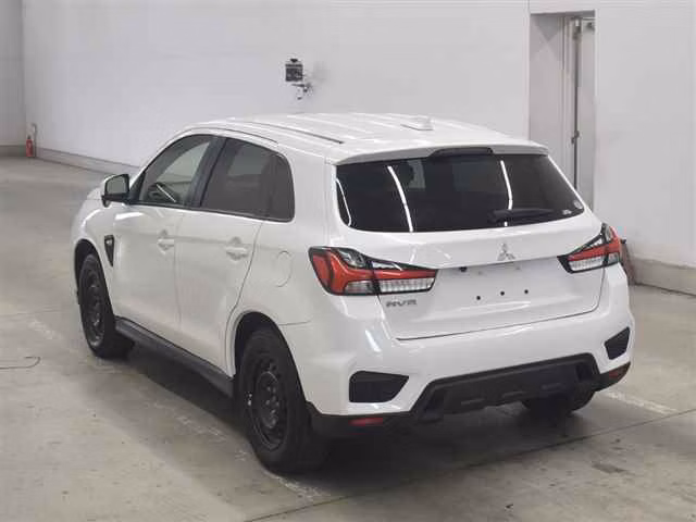 MITSUBISHI RVR