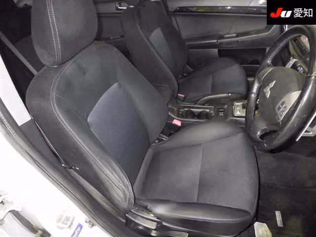 MITSUBISHI GALANT FORTIS