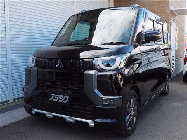 Mitsubishi Delica Mini