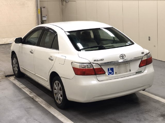 TOYOTA PREMIO