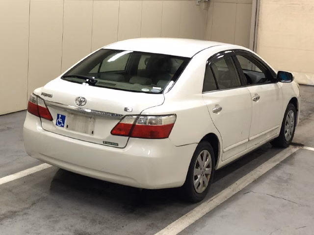 TOYOTA PREMIO