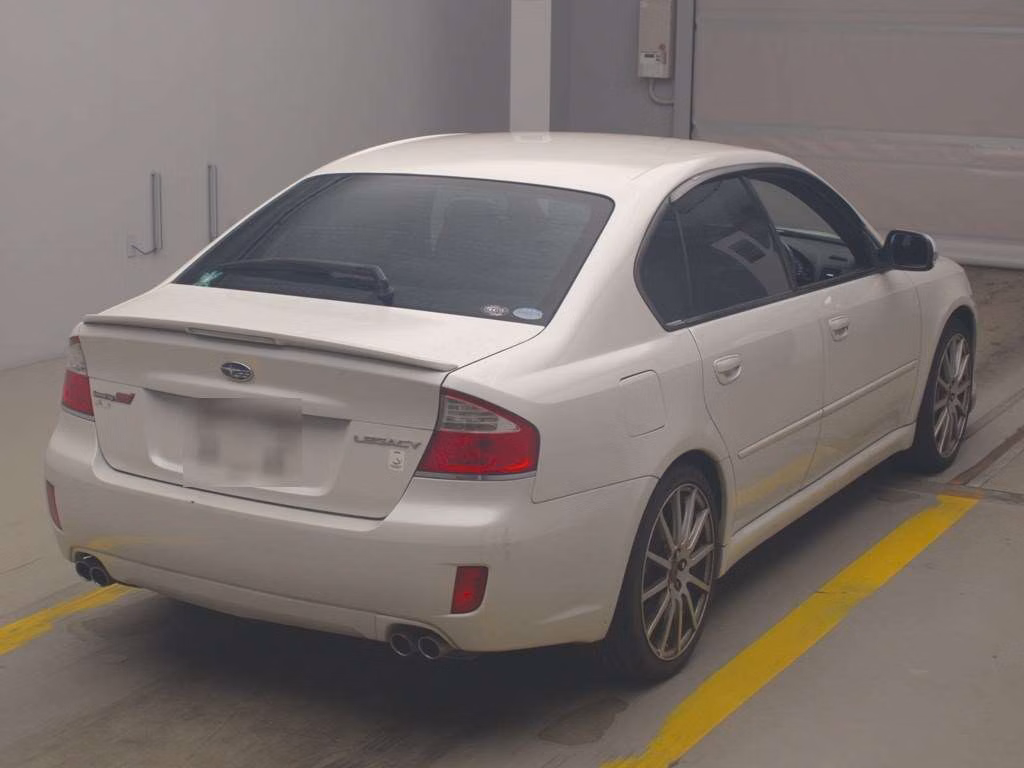 SUBARU LEGACY B4