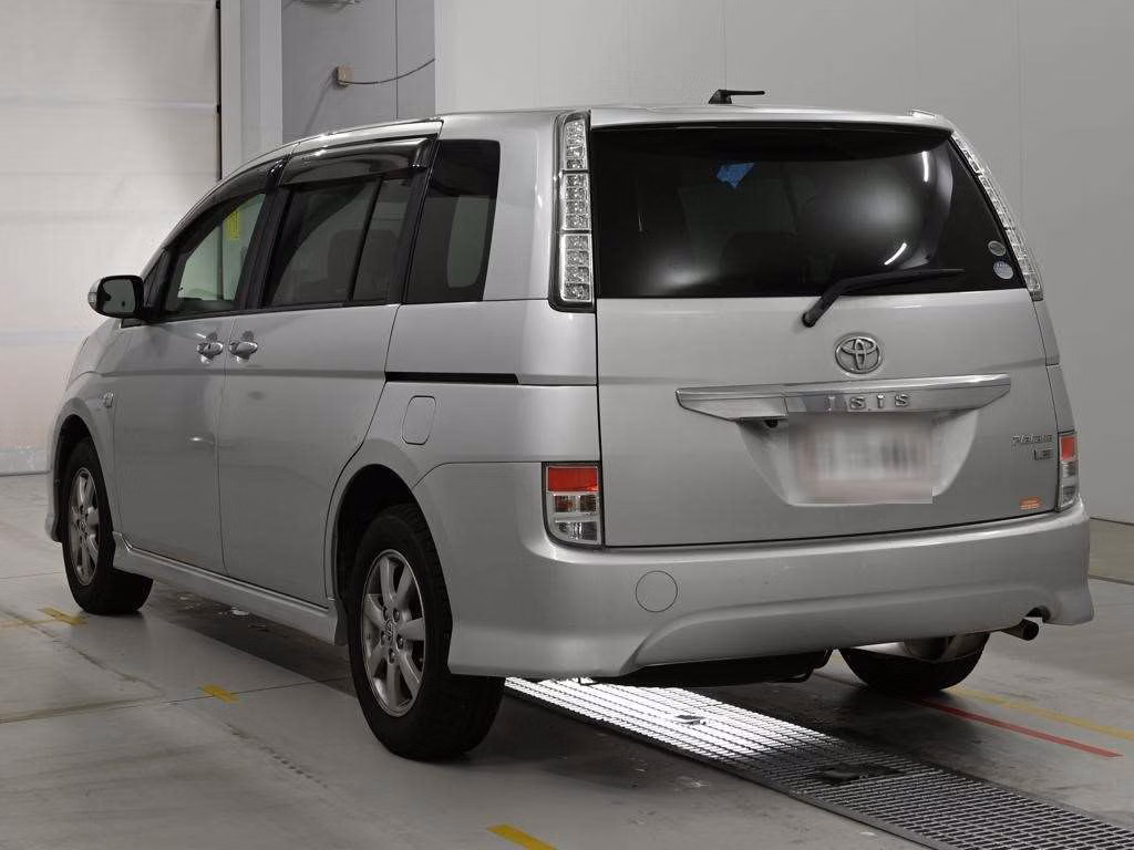 TOYOTA ISIS