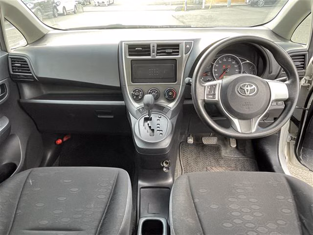 TOYOTA RACTIS