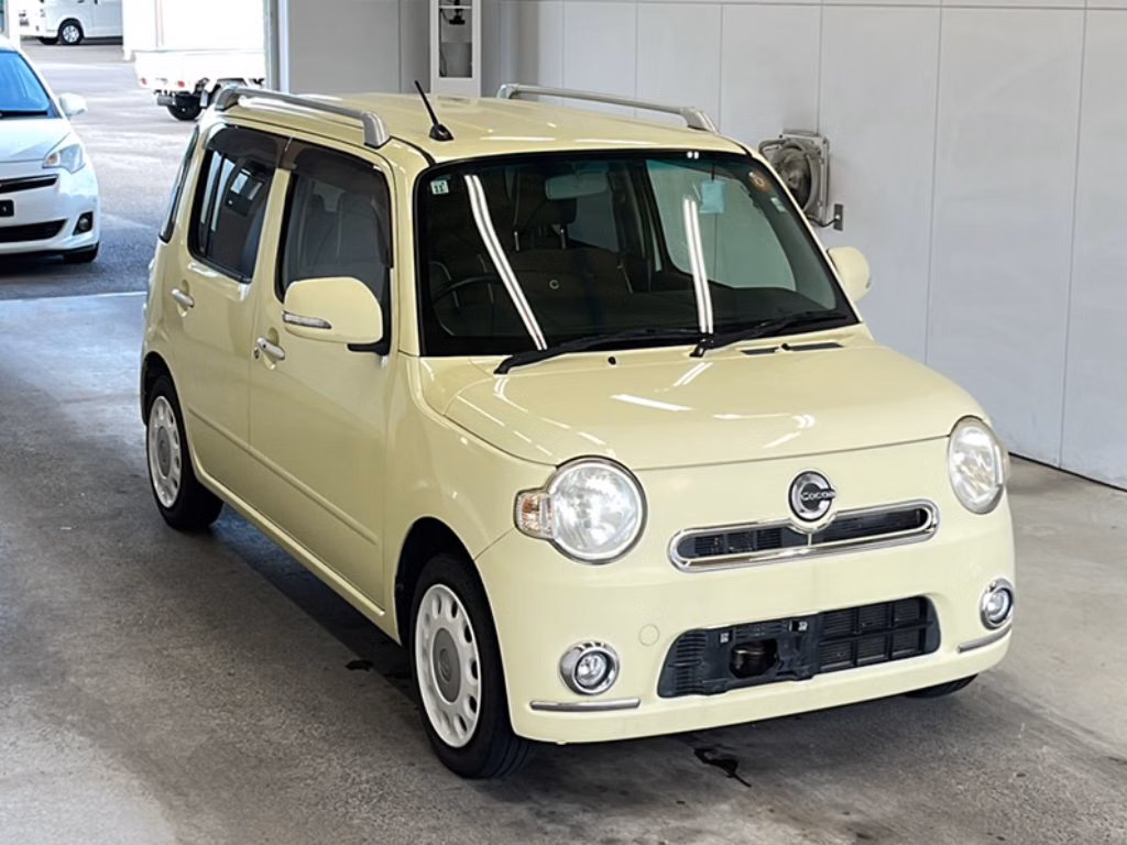 DAIHATSU MIRA COCOA
