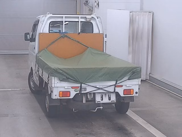 NISSAN NV100 CLIPPER