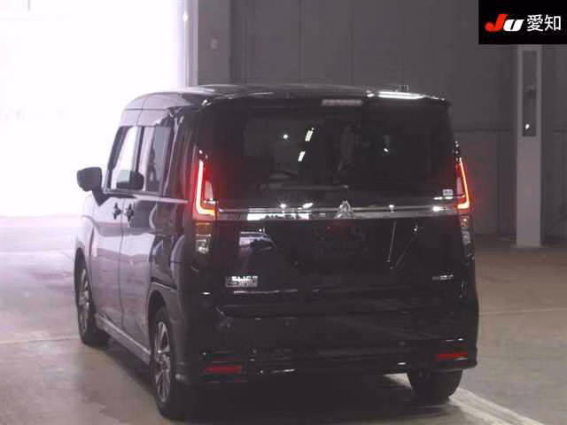 MITSUBISHI DELICA D:2