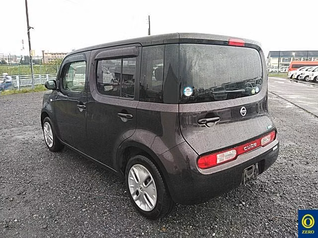 NISSAN CUBE