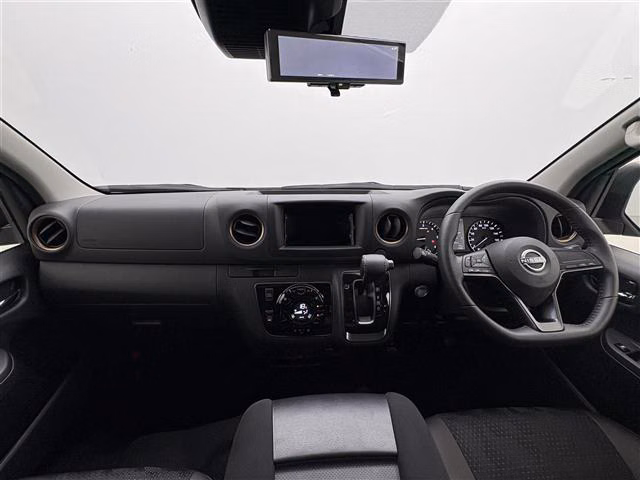 NISSAN CARAVAN