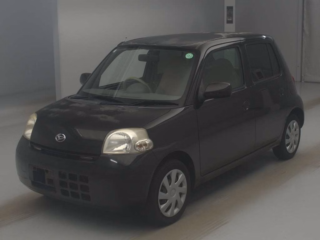 DAIHATSU ESSE