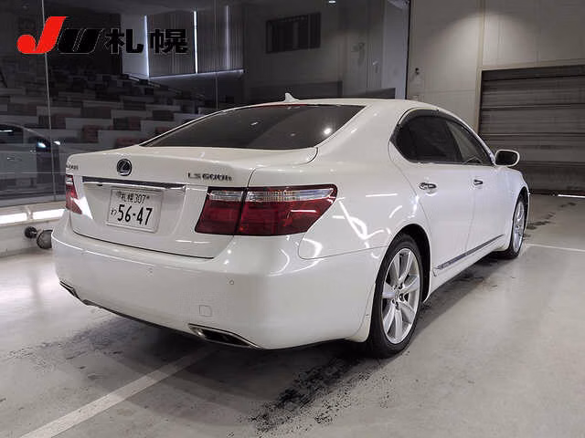 LEXUS LS600H