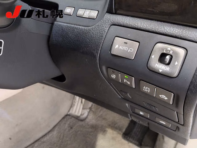 LEXUS LS600H