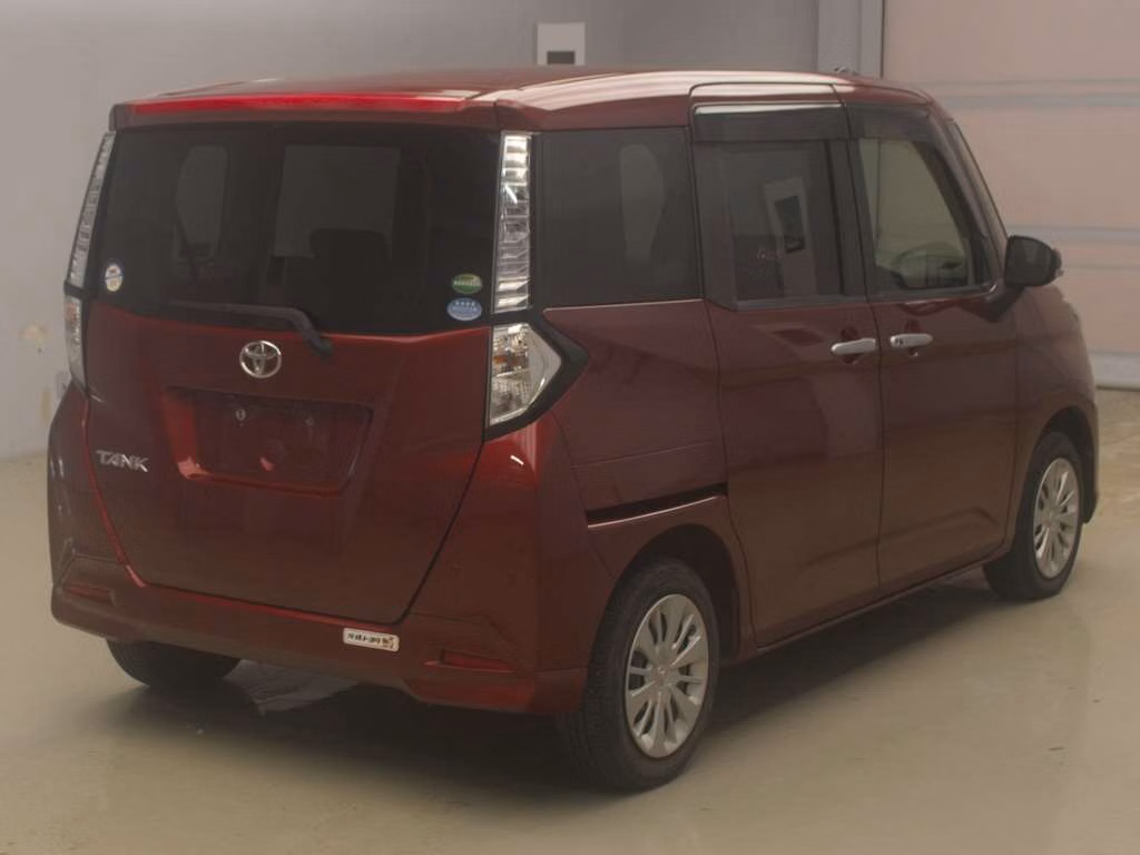TOYOTA TANK