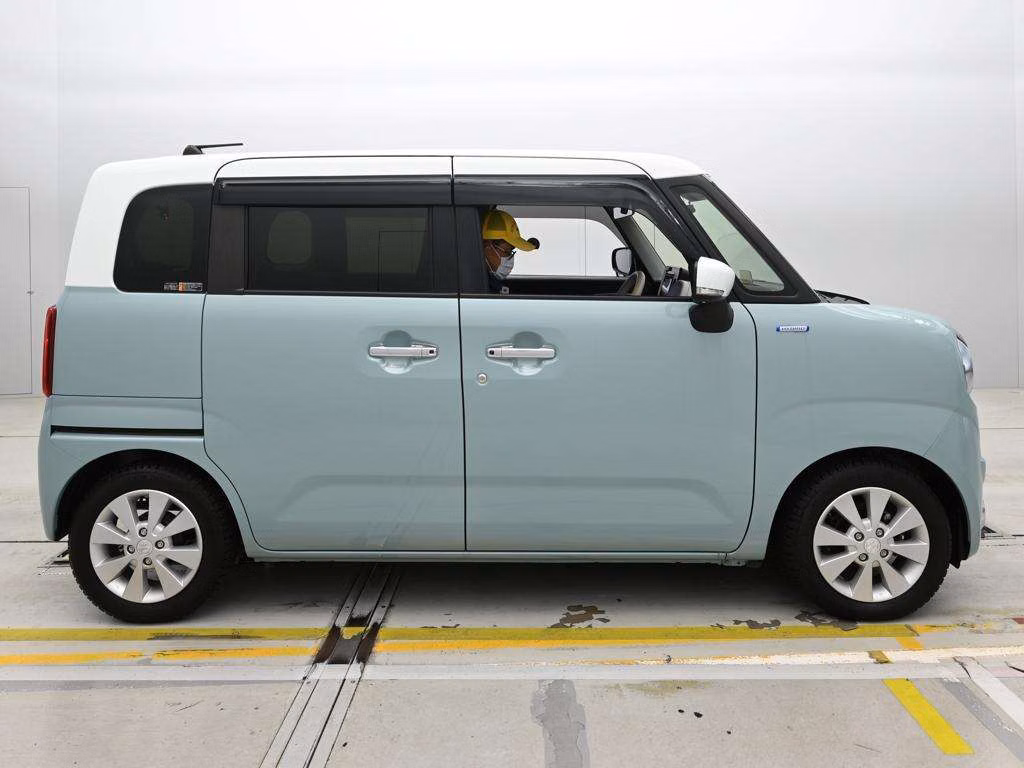SUZUKI WAGON R SMILE