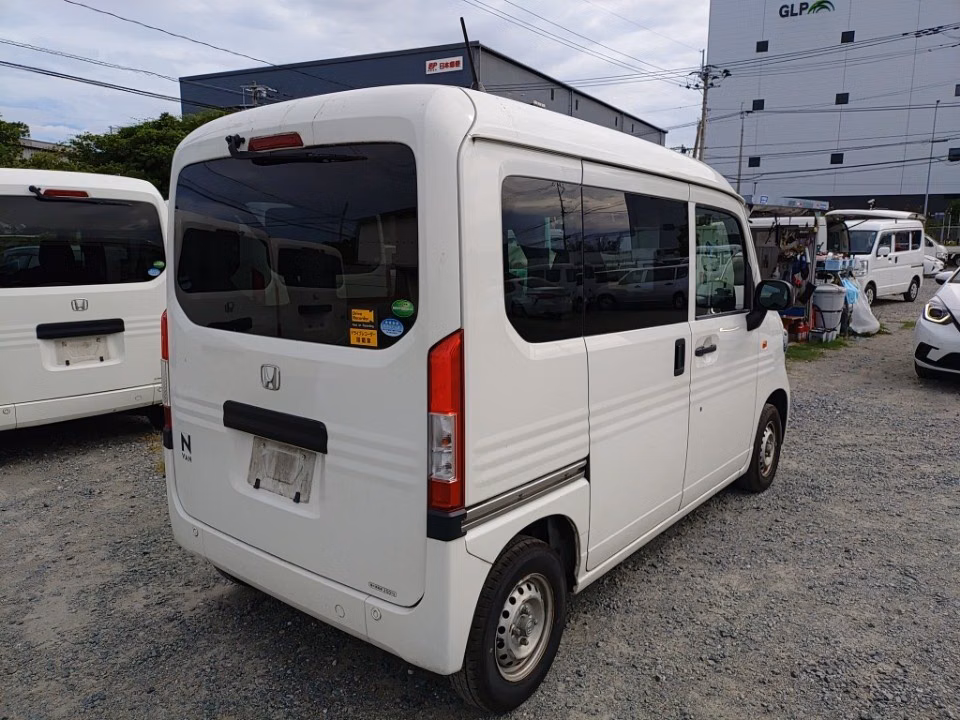 HONDA N-VAN