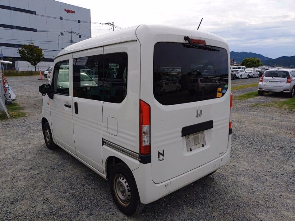 HONDA N-VAN