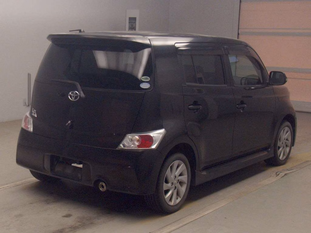 TOYOTA BB