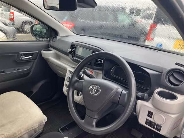 TOYOTA PIXIS EPOCH