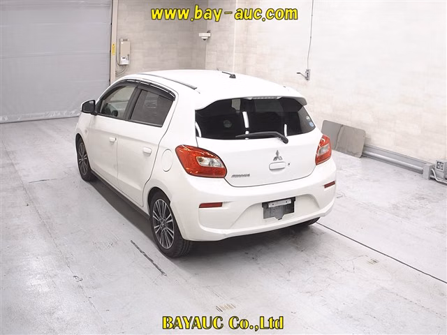 MITSUBISHI MIRAGE
