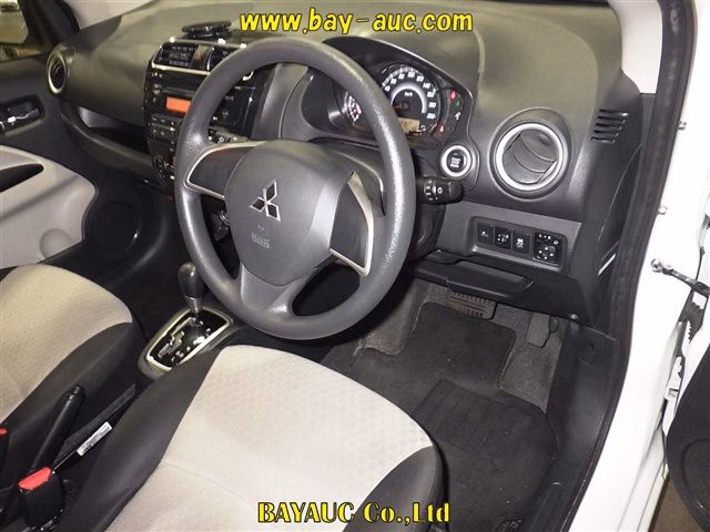 MITSUBISHI MIRAGE
