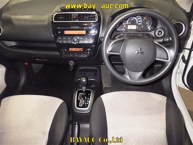 MITSUBISHI MIRAGE