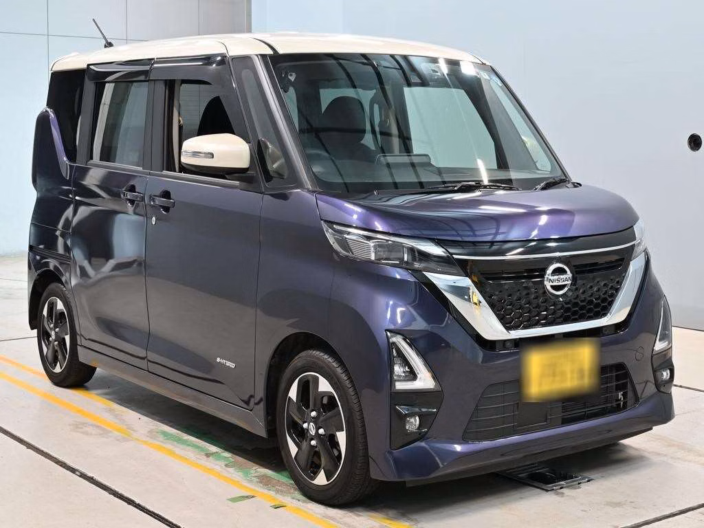NISSAN ROOX