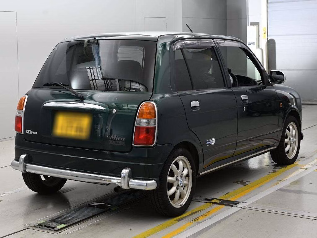 DAIHATSU MIRA GINO