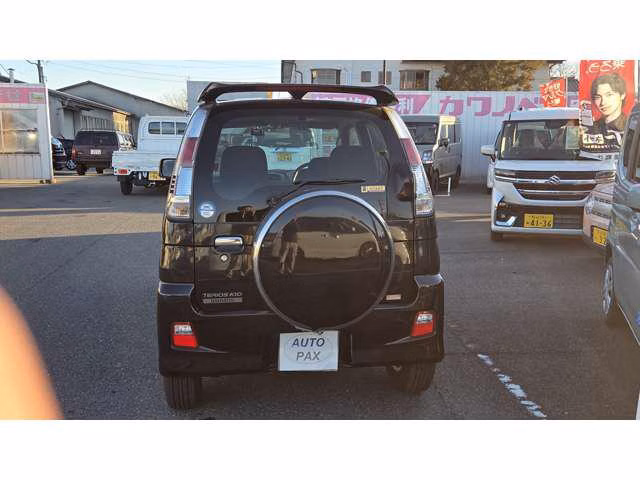 DAIHATSU TERIOS KID