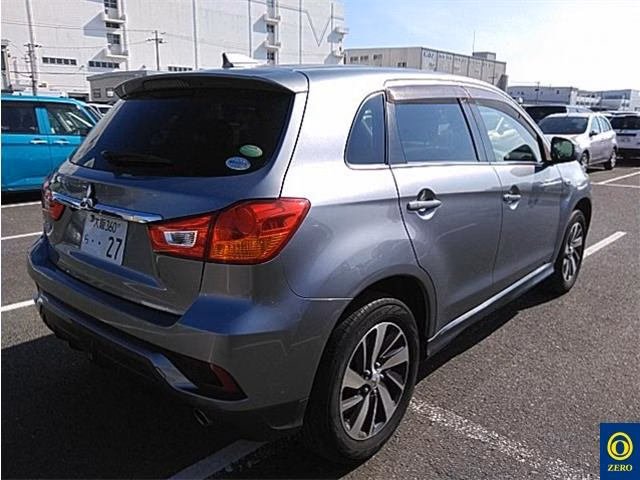MITSUBISHI RVR