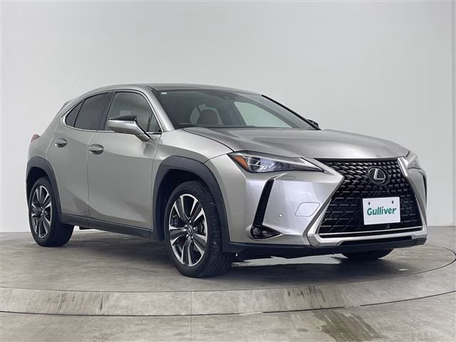 LEXUS UX200