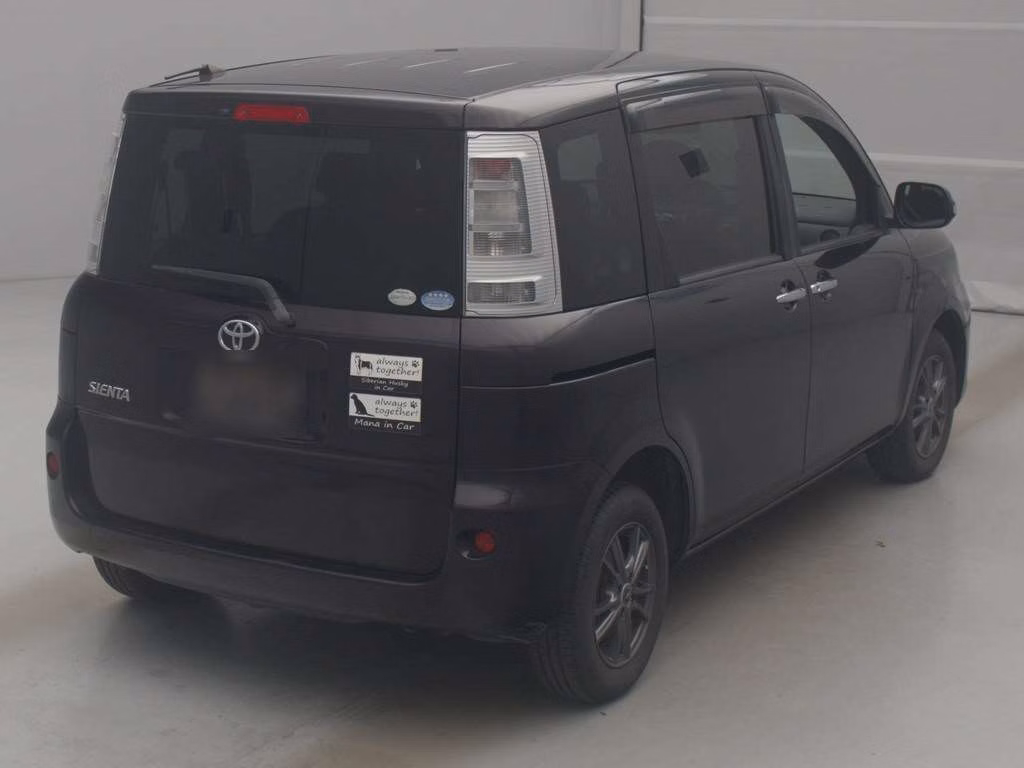 TOYOTA SIENTA