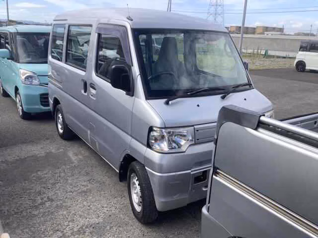 MITSUBISHI MINICAB
