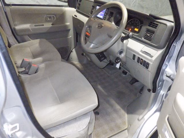 DAIHATSU ATRAI
