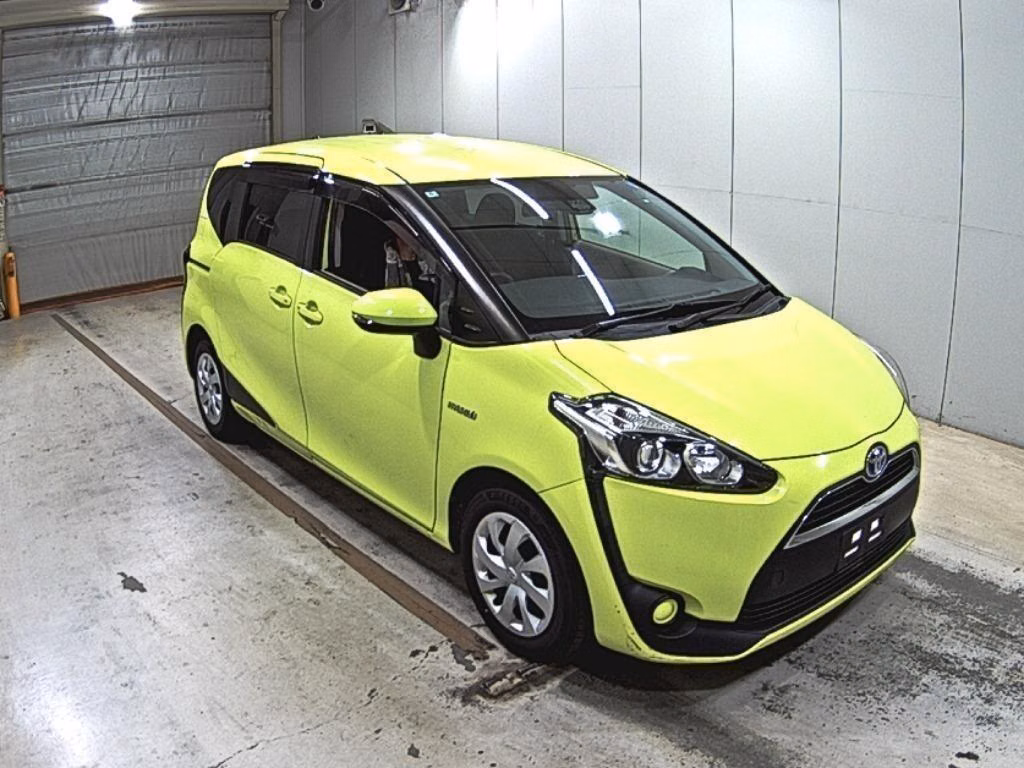 Toyota Sienta