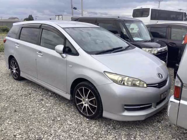 TOYOTA WISH