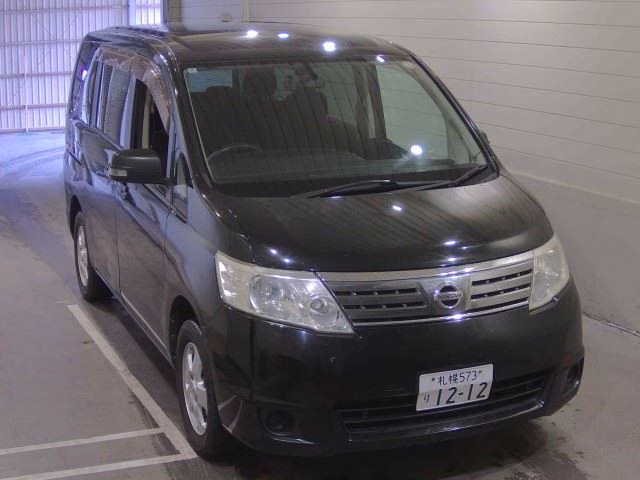 NISSAN SERENA