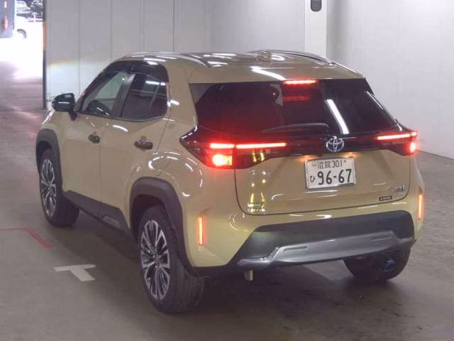 TOYOTA YARIS CROSS