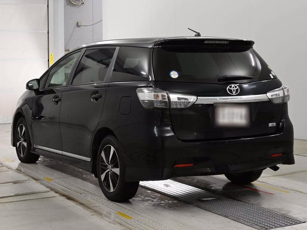 TOYOTA WISH
