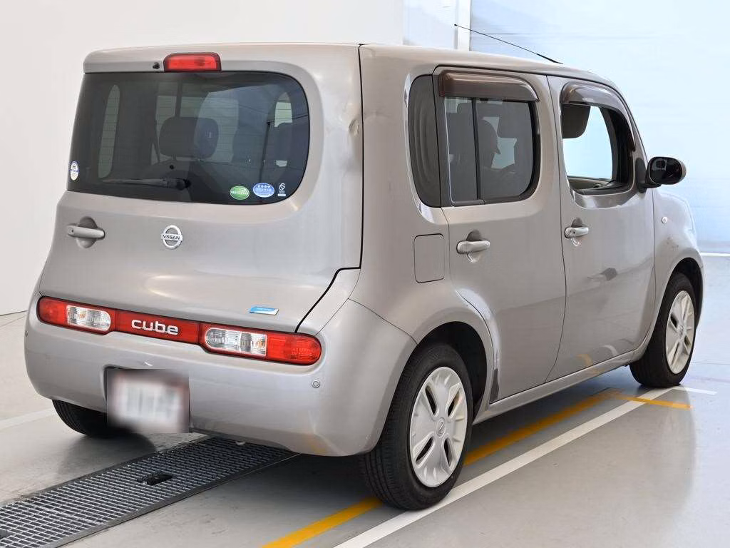 NISSAN CUBE
