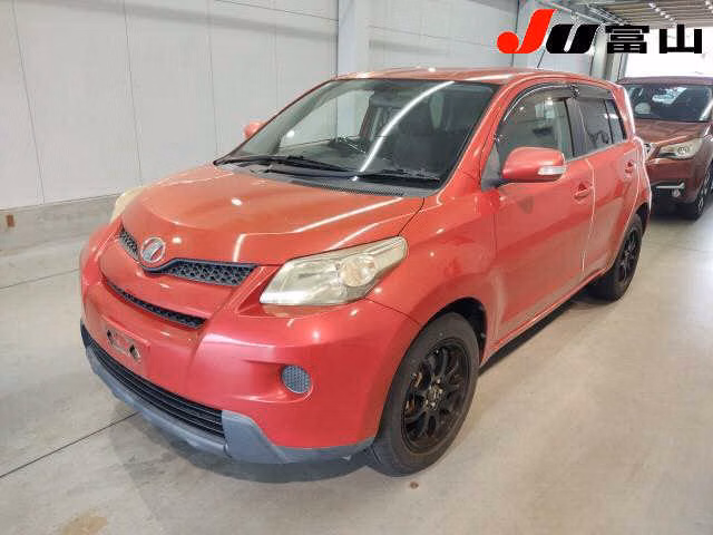 TOYOTA IST