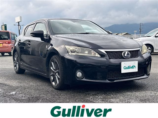 LEXUS CT200H