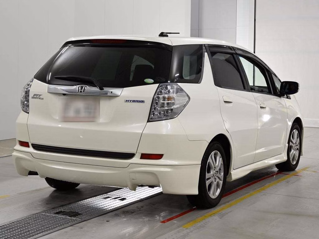 HONDA FIT SHUTTLE