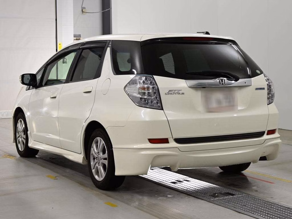 HONDA FIT SHUTTLE
